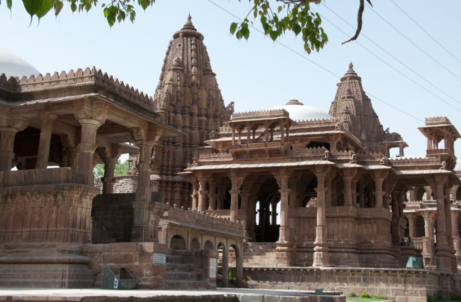 Mandore Fort, Jodhpur, Rajasthan - Vushii.com